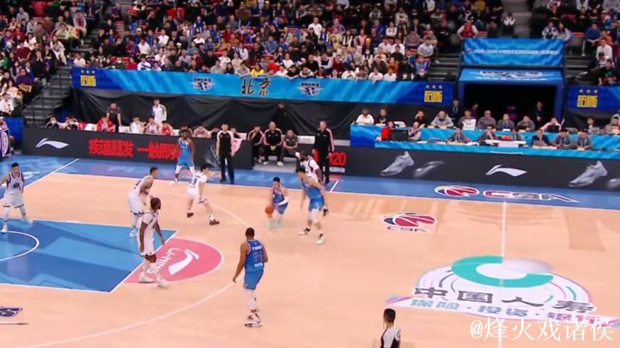 珀塞尔压哨绝杀抛投 山东险胜北京客场豪取五连胜 珀塞尔压哨绝杀抛投 山东险胜北京客场豪取五连胜